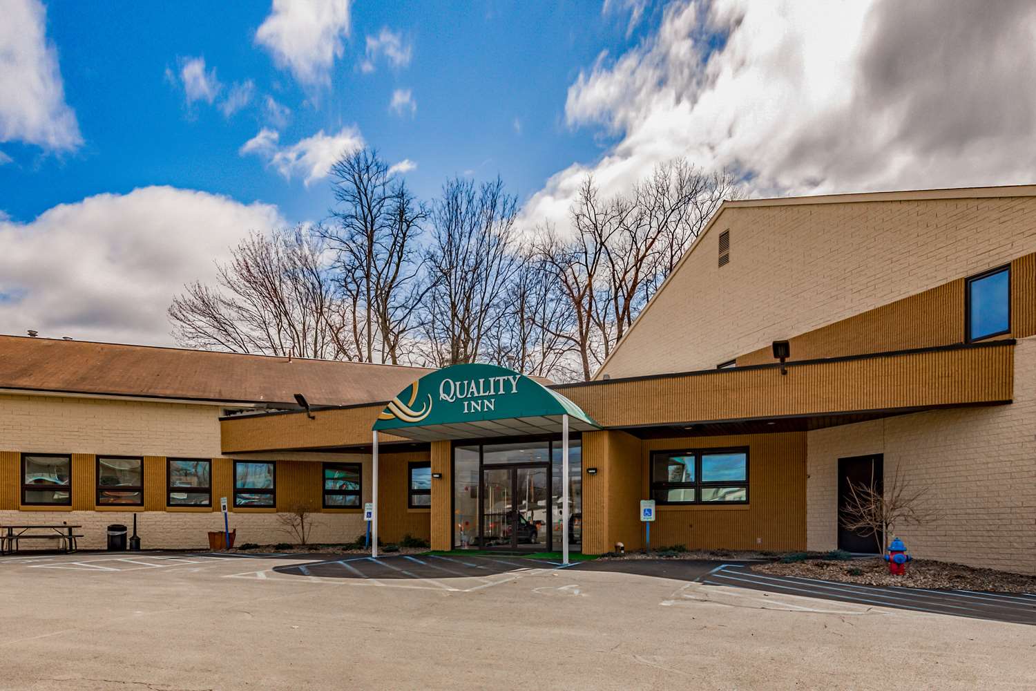 Quality Inn Schenectady - Albany 2/34