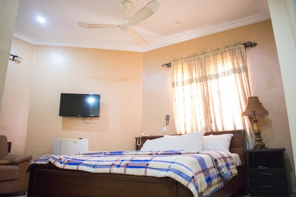 Isno Hotels Lagos 9/35