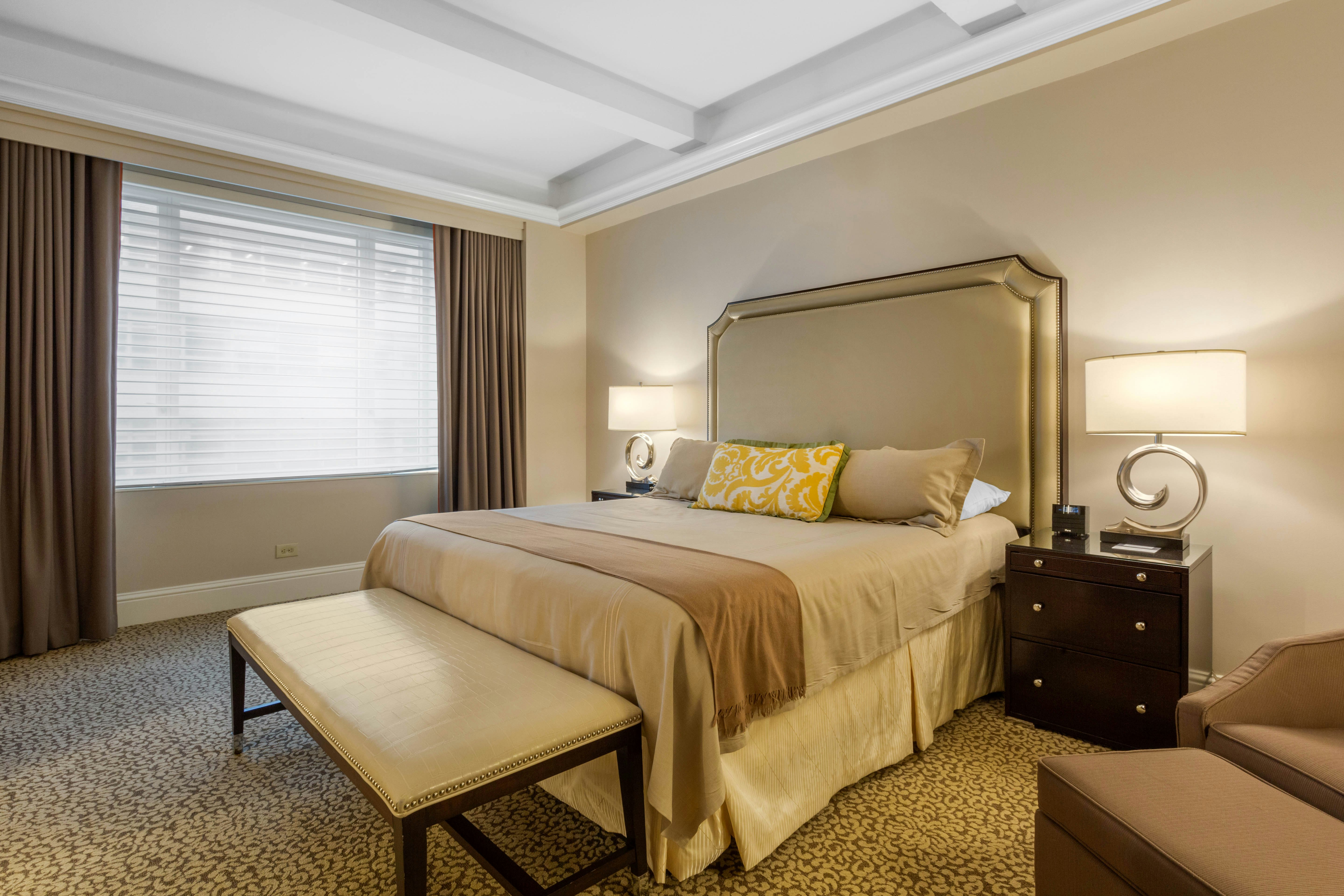 Madison, Executive, Suite, King Bed
