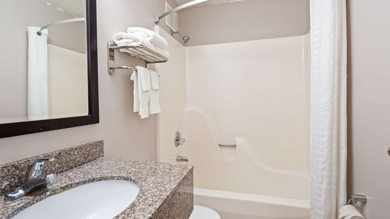 غرفة بسريرين مزدوجين، Florence Inn 4/4