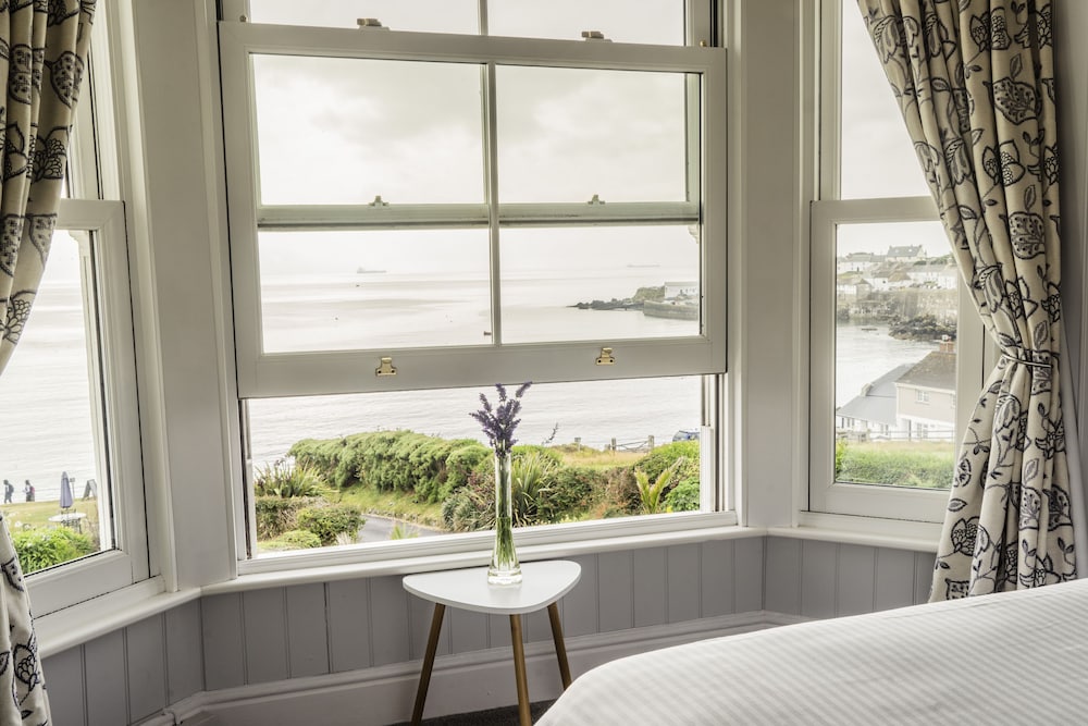 The Bay Hotel 28/50