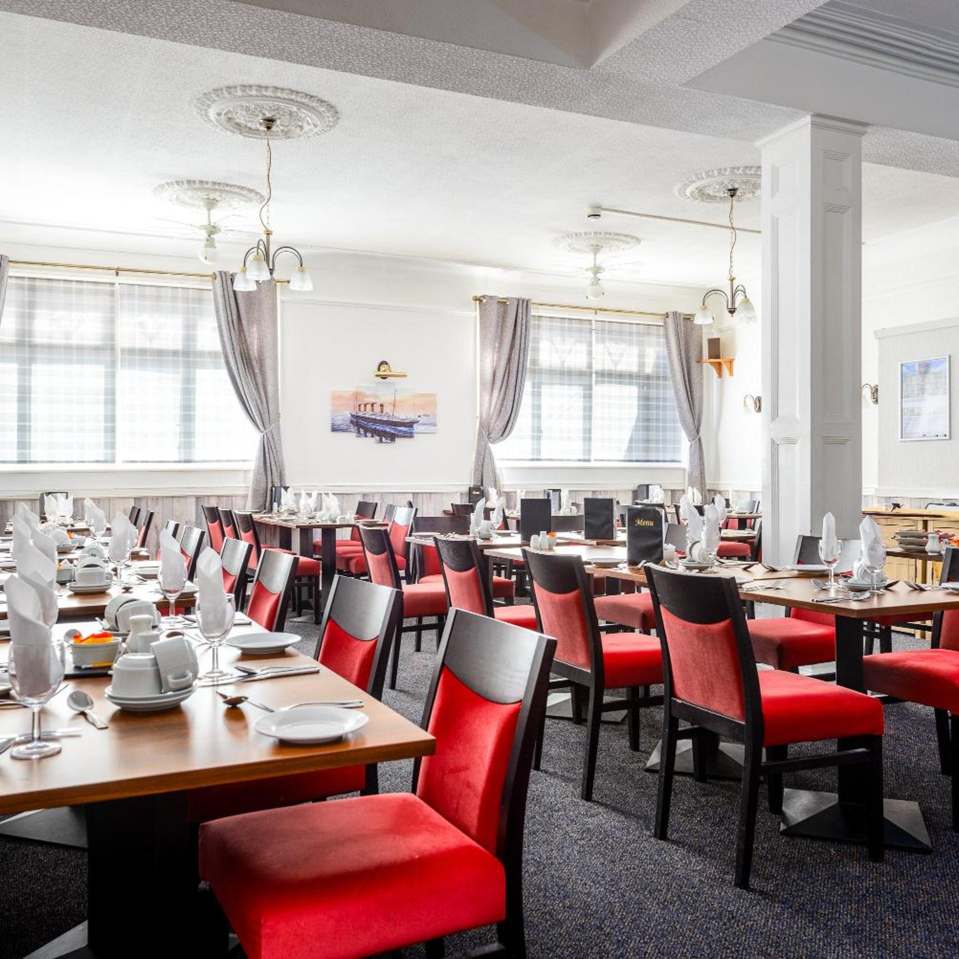 Somerset Hotel 64/77