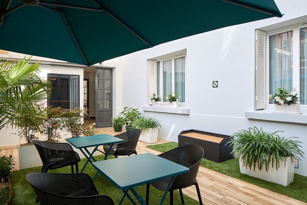 Hotel Residence Paris Asnieres 40/68