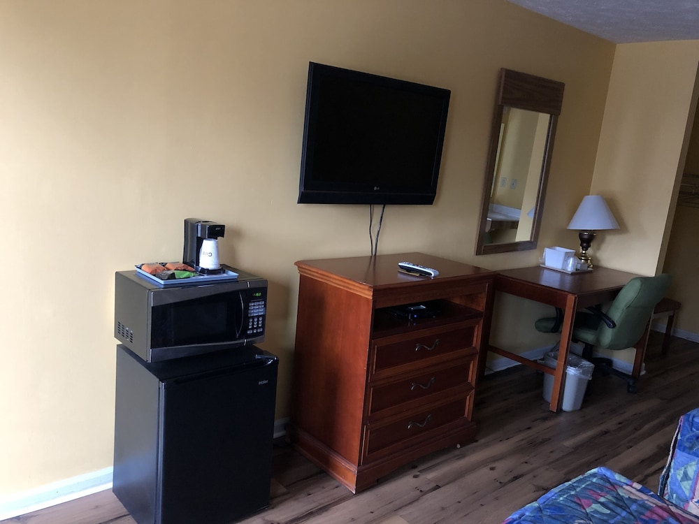 Americas Best Value Inn Jonesville 14/20