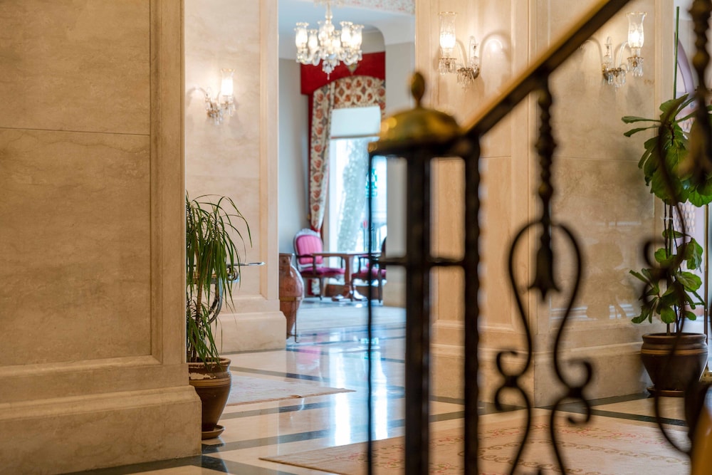 Sultanhan Hotel 42/71