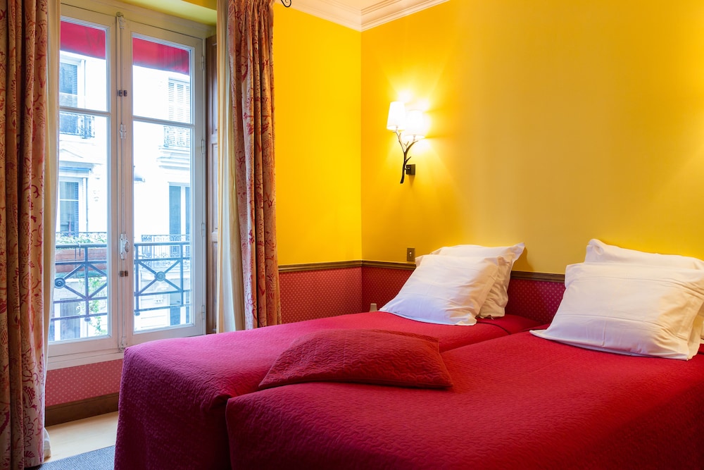 CONNECTING, SINGLE BED