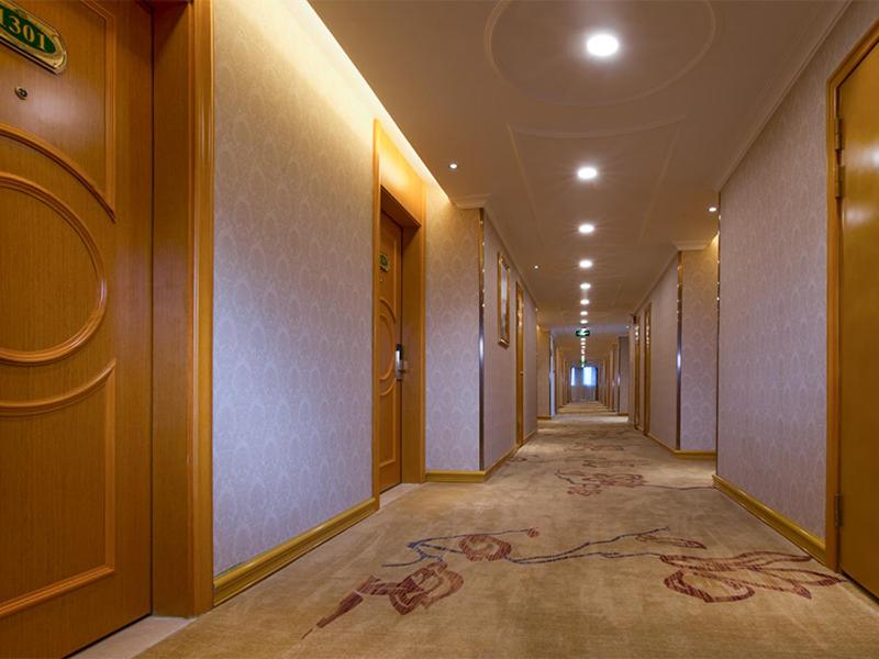 Vienna Hotel Lecong Furniture City Store 39/40