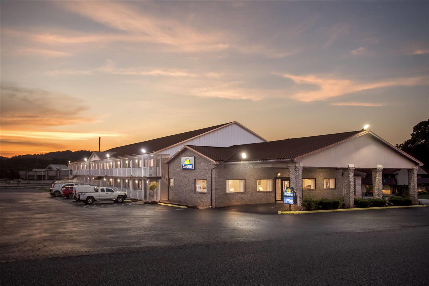 Days Inn by Wyndham Huntington 2/30