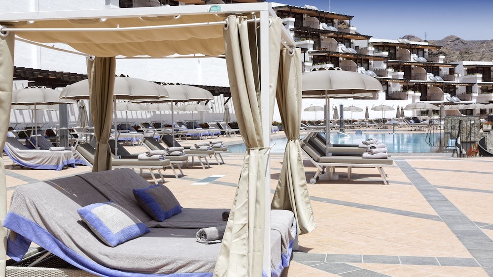Idyll Suites - Adults Only 3/54