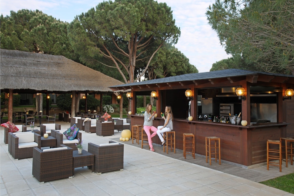 La Costa Golf and Beach Resort 2/50