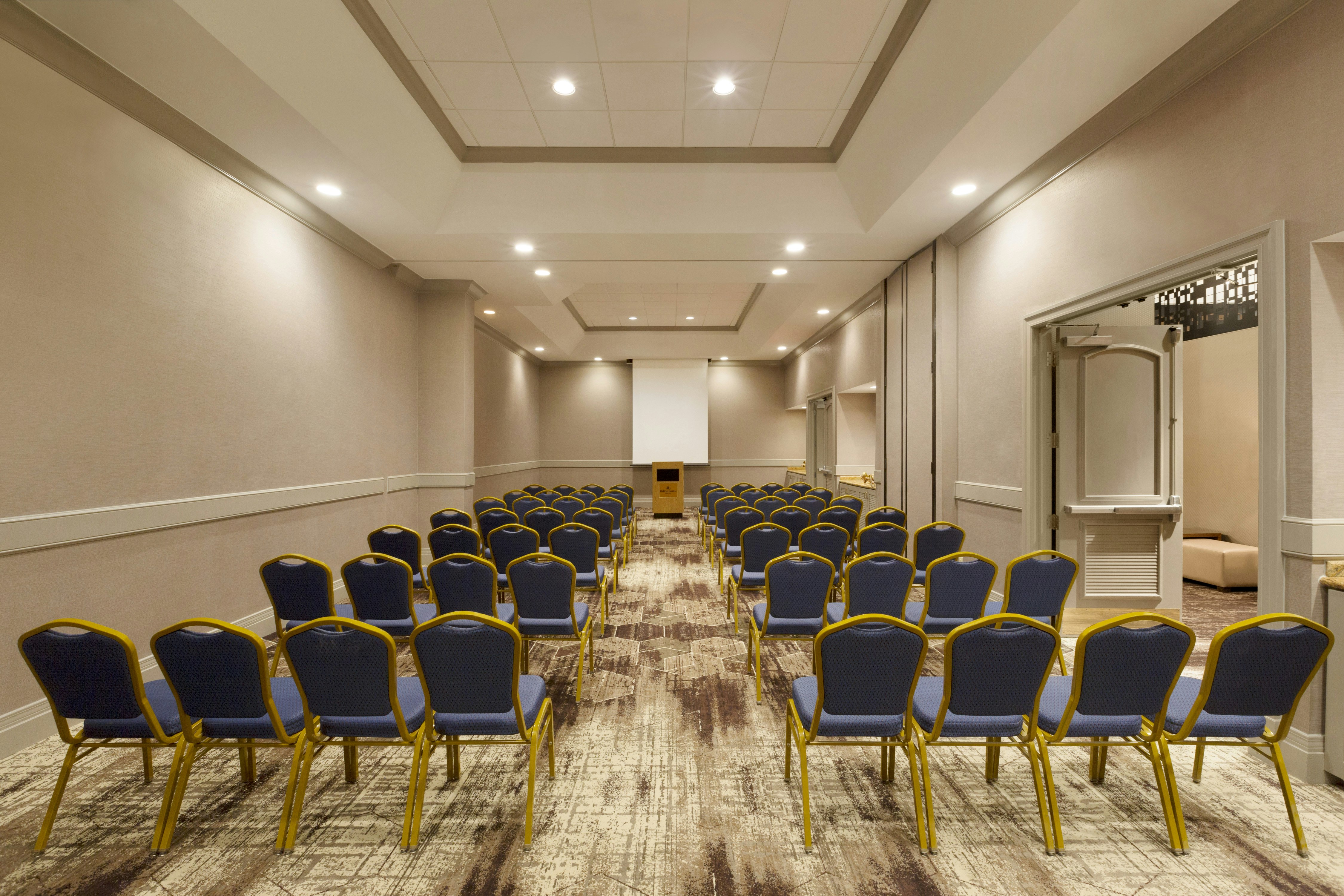 Embassy Suites By Hilton Phoenix Downtown North 63/70