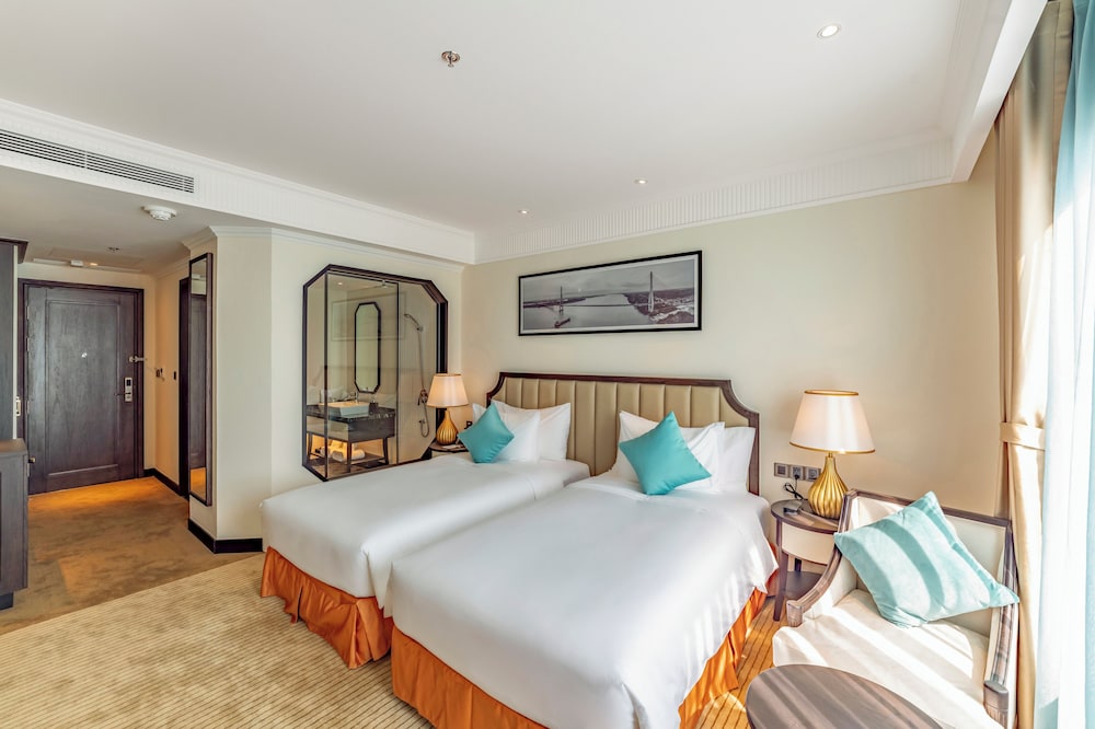 Charmant Suites a Boutique Hotel Can Tho 10/50