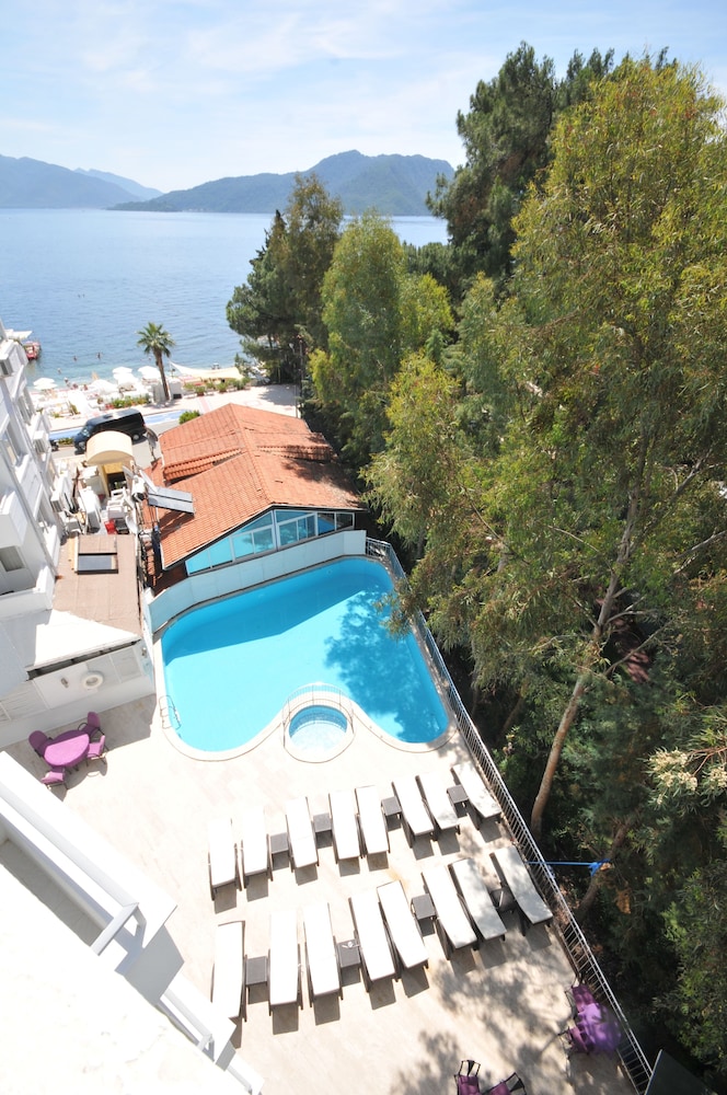 Class Beach Otel 43/50