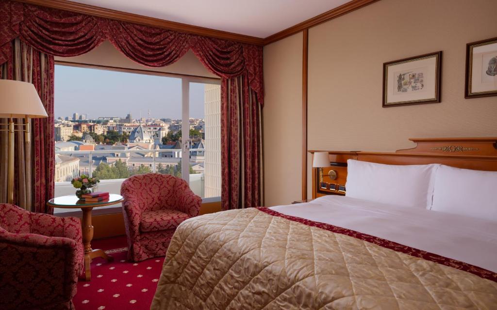 Premium King Room