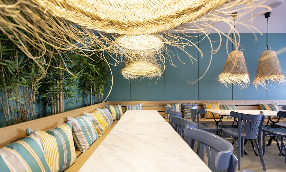 Yomo Hostal BCN Port 27/38