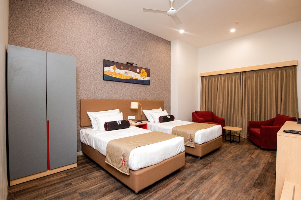 Mastiff Hotel, Ankleshwar 20/60