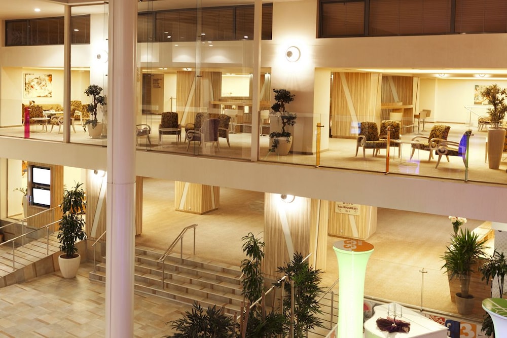 RIN GRAND HOTEL 3/31