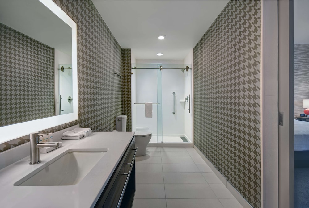 Home2 Suites by Hilton Raleigh North I-540 11/54