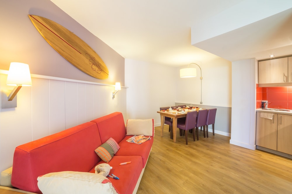 Pierre And Vacances Premium Residence Haguna Formerly Pierre And Vancances Residence Haguna 33/68