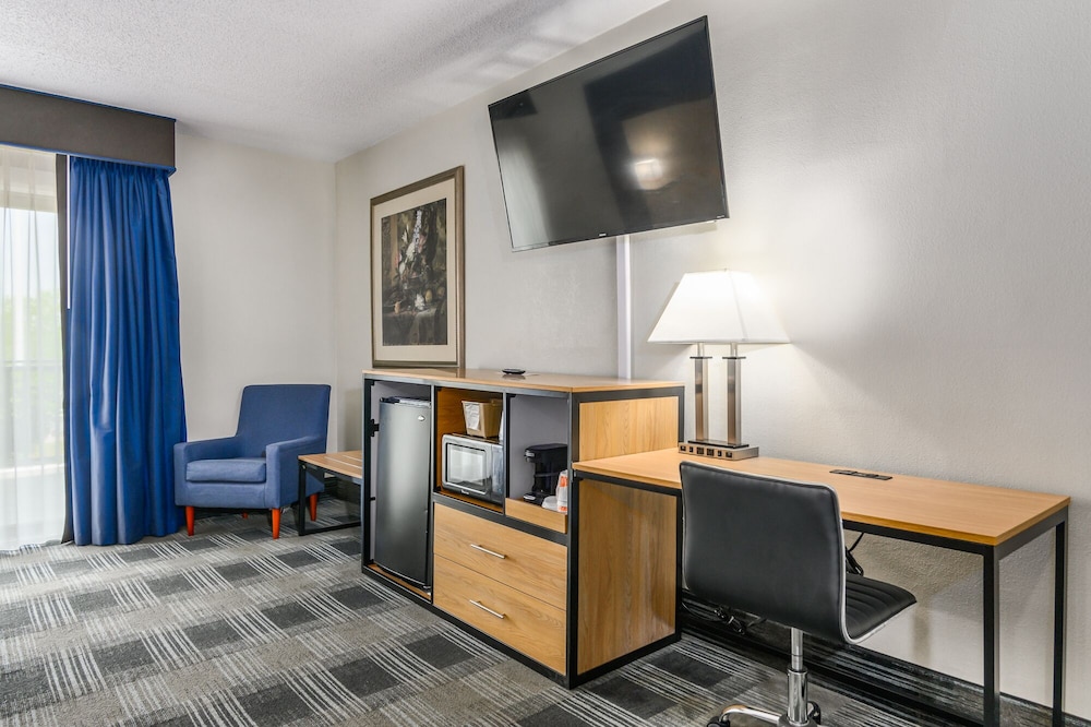Quality Inn Bourne - Cape Cod 21/25