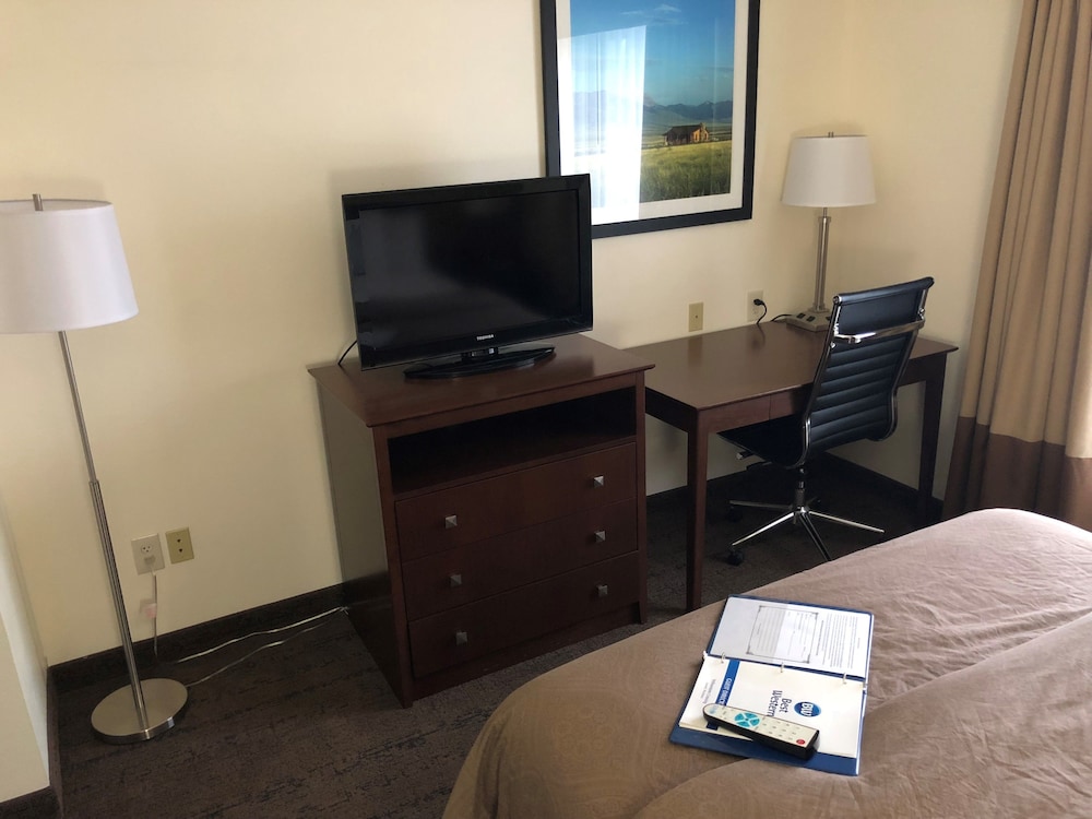 Best Western Yellowstone Crossing 42/43