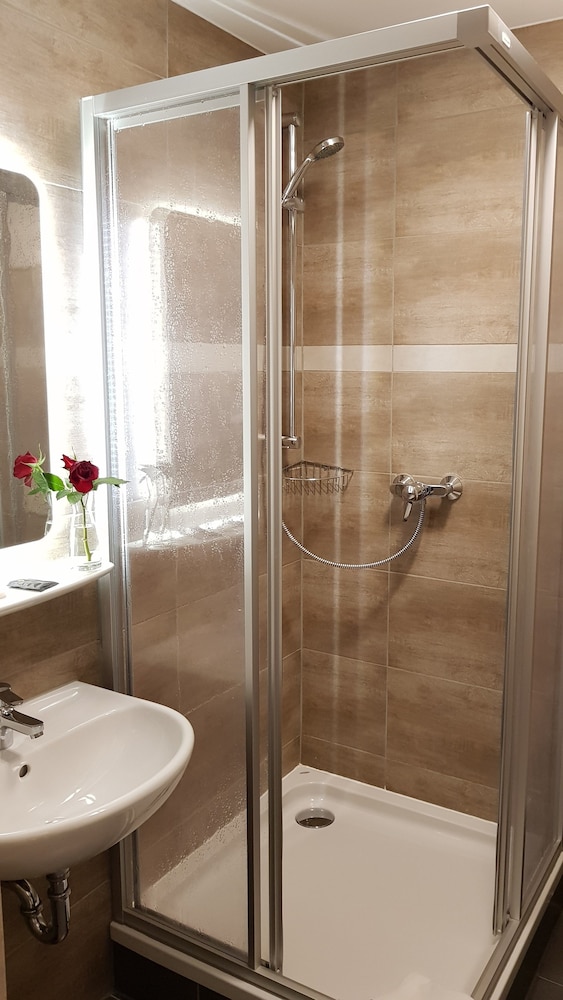 Garni City Hotel 45/50