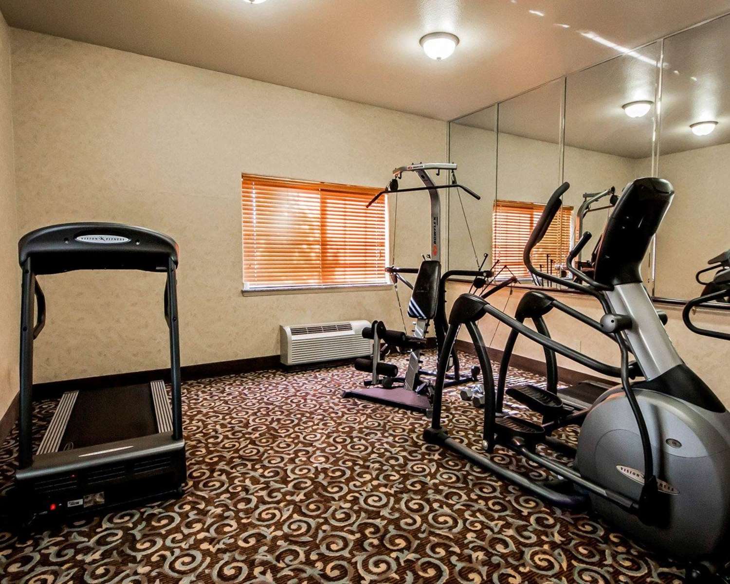 Sleep Inn And Suites Shamrock 26/39