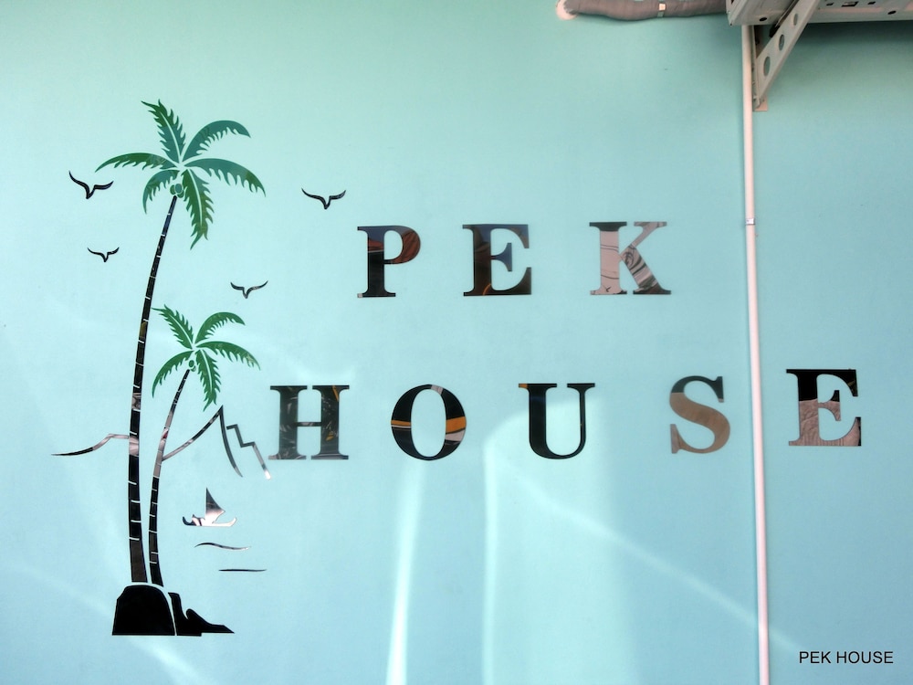 Pek House 9/33