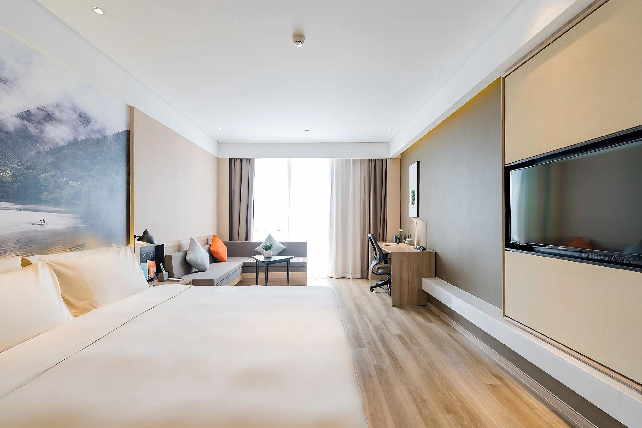 Jimu, King Bed, Queen Bed, City View