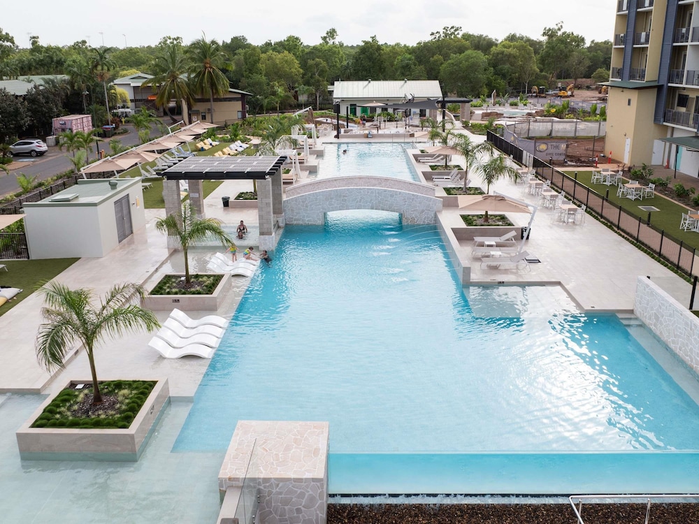 Ibis Darwin Airport Hotel 44/45