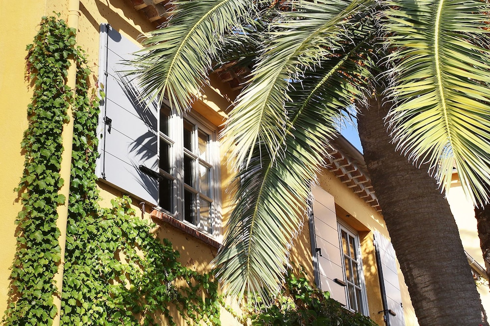 La Bastide Du Port 56/64