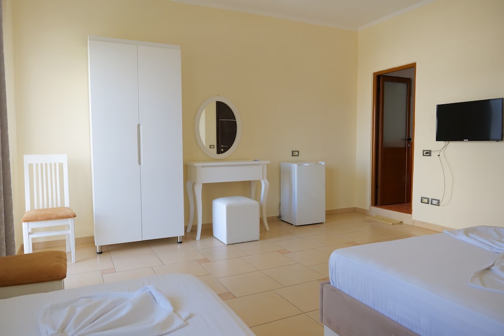 Hotel Rixhi 33/69