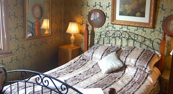 Shakespeare Hotel Surry Hills 16/37