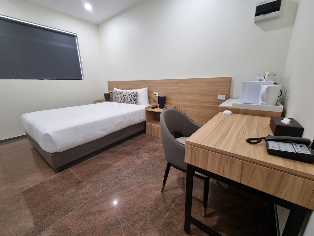 WM Hotel Bankstown 26/56