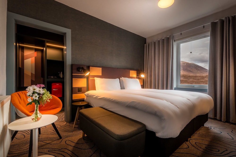 غرفة سوبيريور رباعية بسرير مزدوج مع أريكة، Sligachan Hotel 4/10