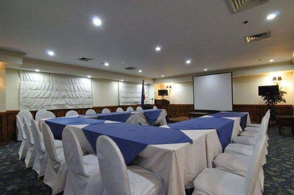 Zen Rooms Tiara Oriental Manila 21/29