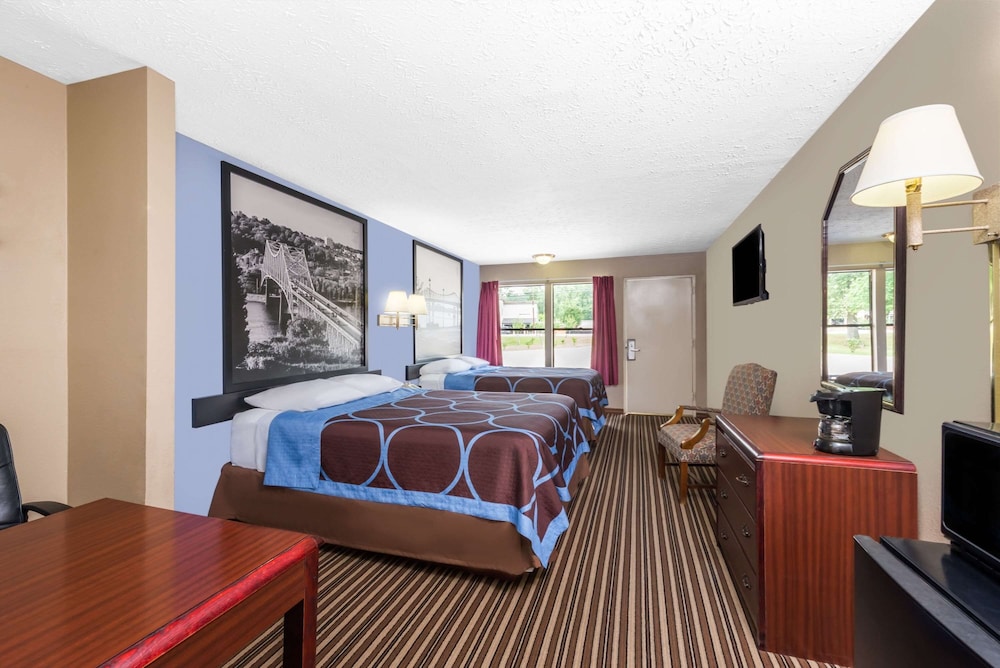 Super 8 By Wyndham Gadsden Al 13/32