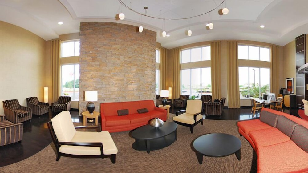 DoubleTree by Hilton Hotel Savannah Airport 37/68