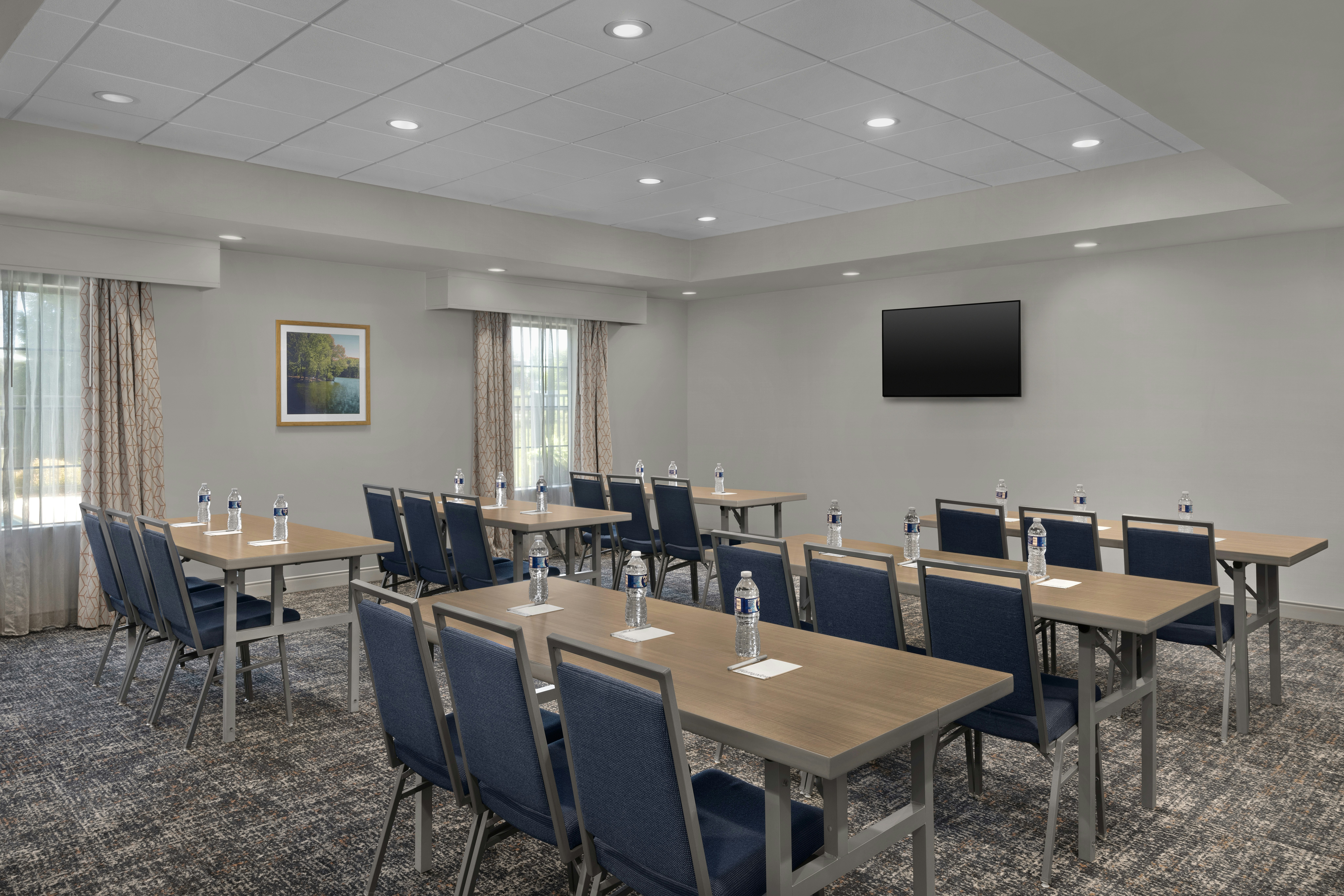 Hampton Inn Kernersville 56/68
