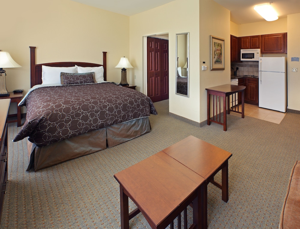 Staybridge Suites Hot Springs 18/53
