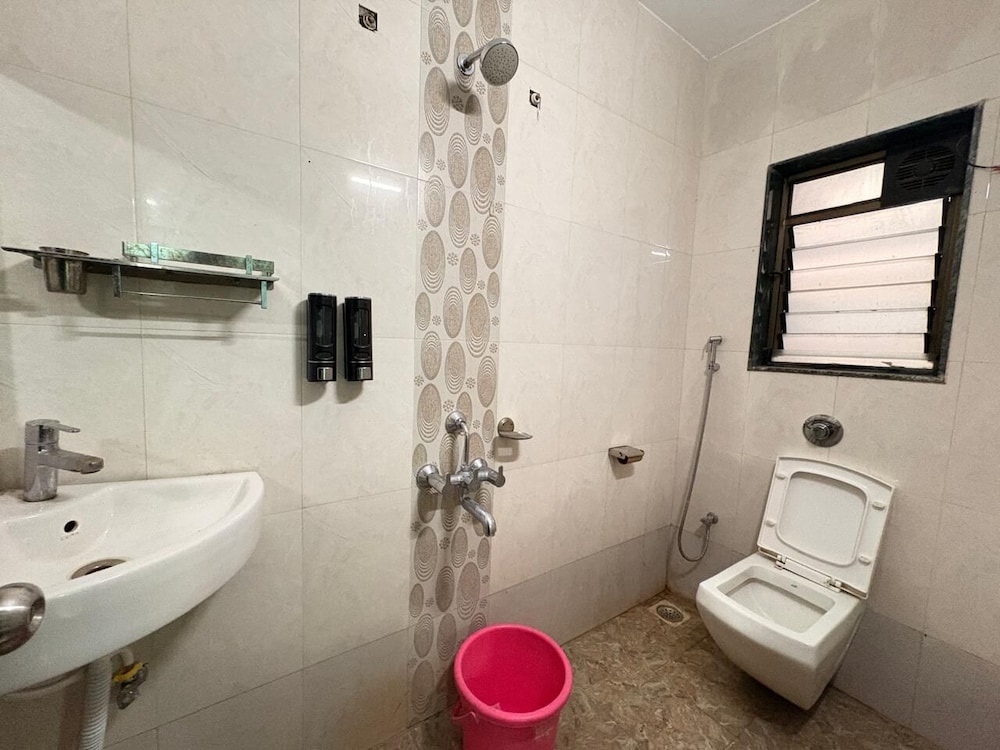 Hotel Bramha Inn 42/45