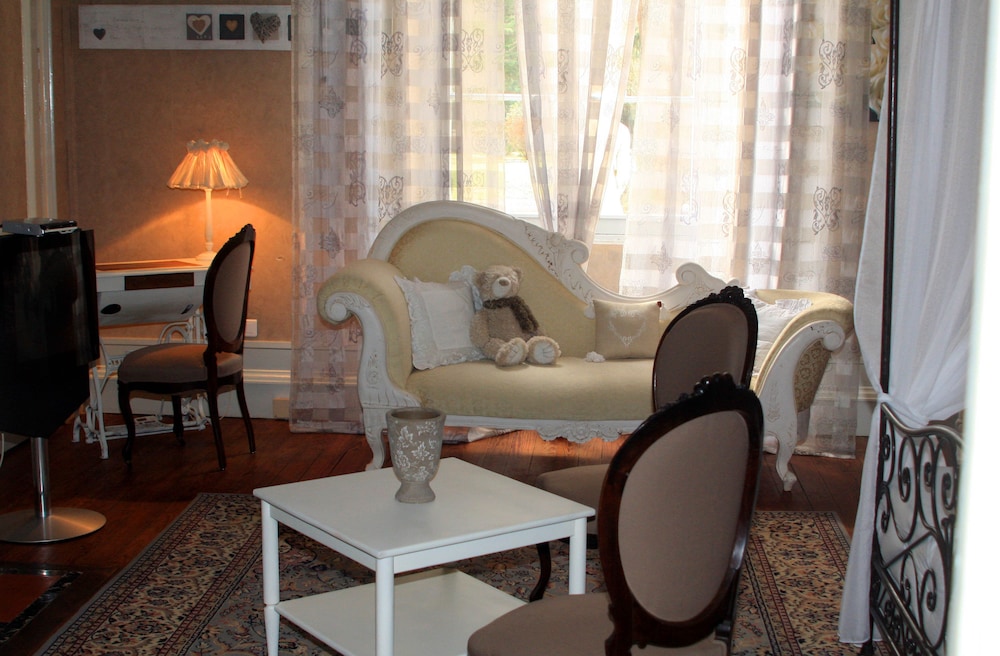 Chateau La Moune 57/77