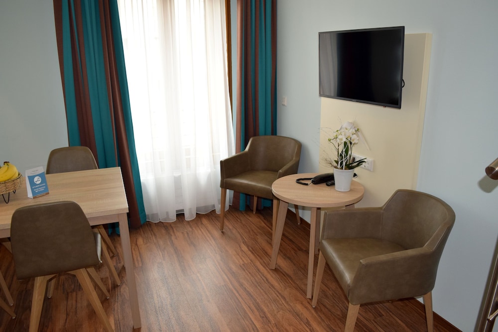 Trip Inn Residence City Center 24/41