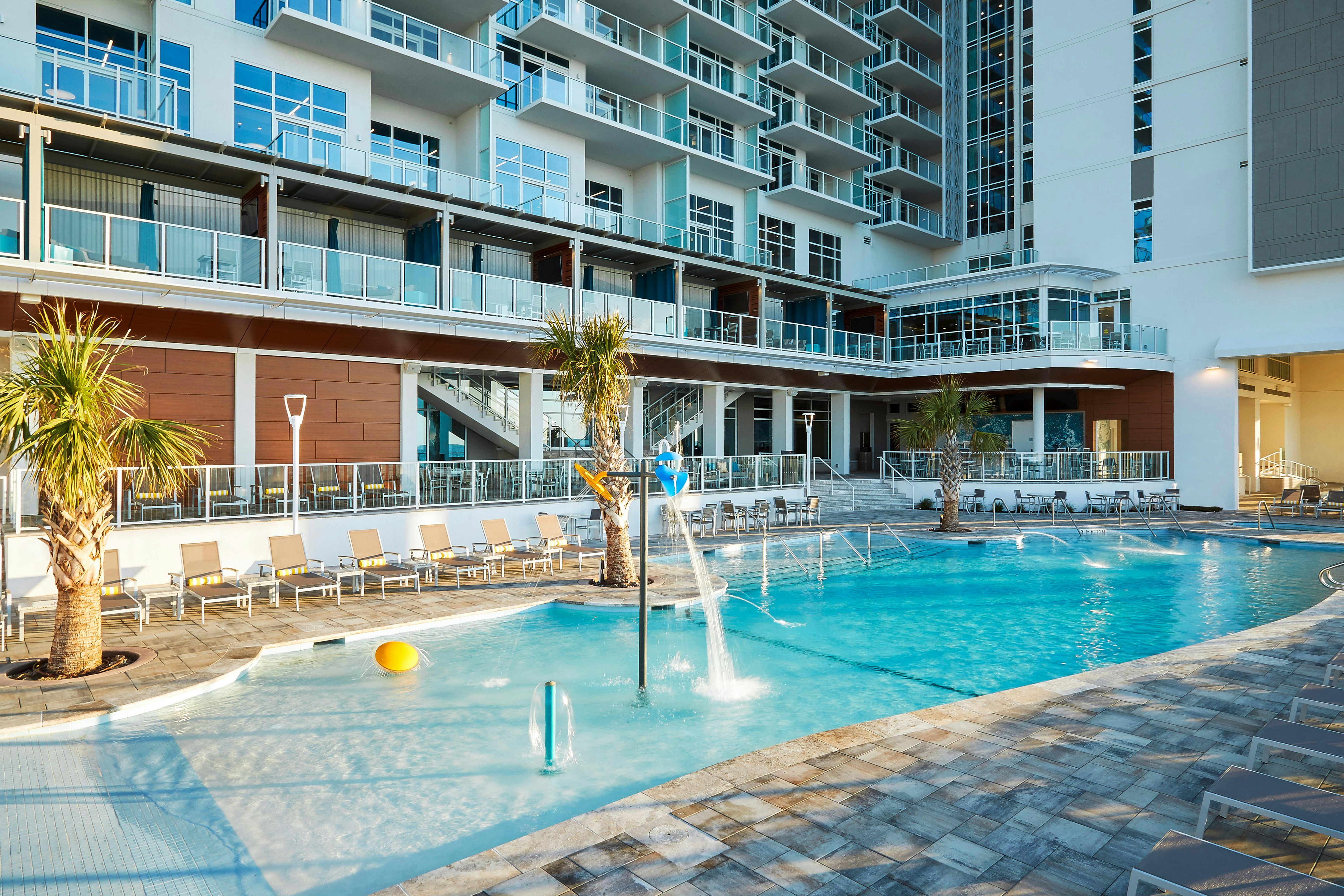 Hilton Grand Vacations Club Ocean Enclave Myrtle Beach 8/49