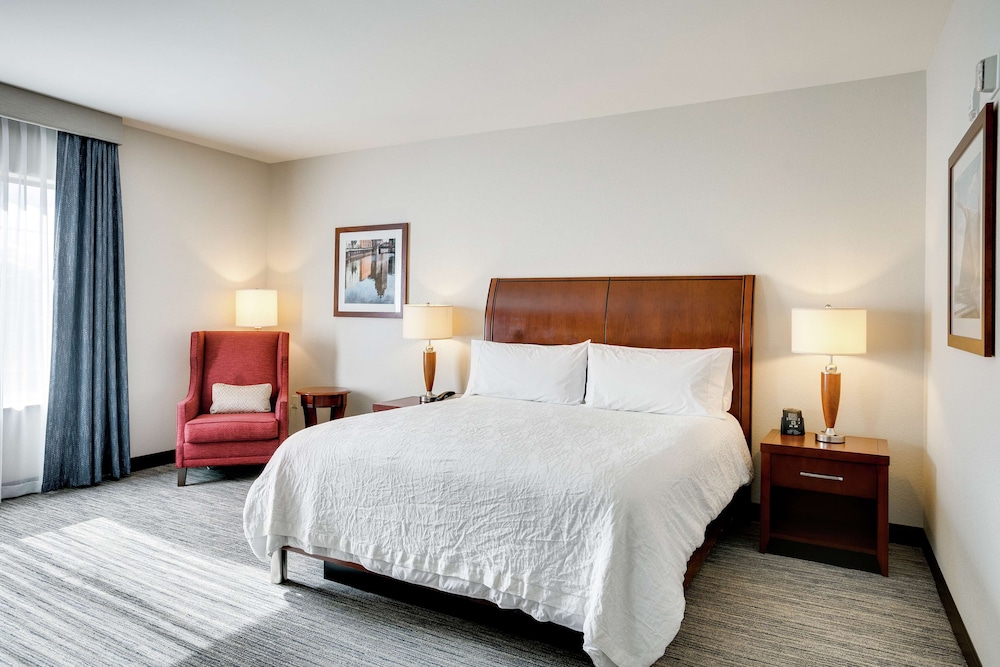 ROOM, KING BED, ACCESSIBLE