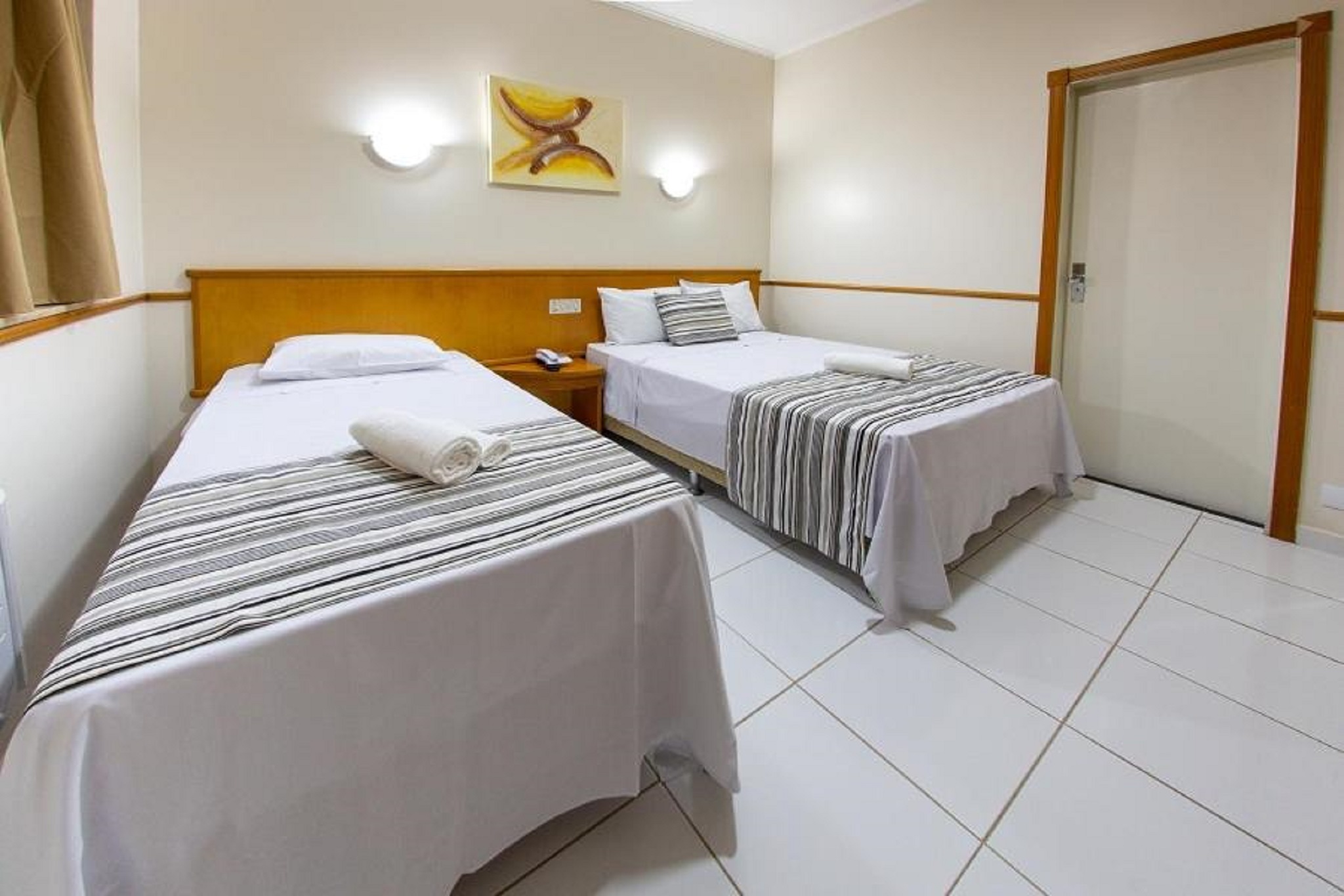 Standard, Twin Beds