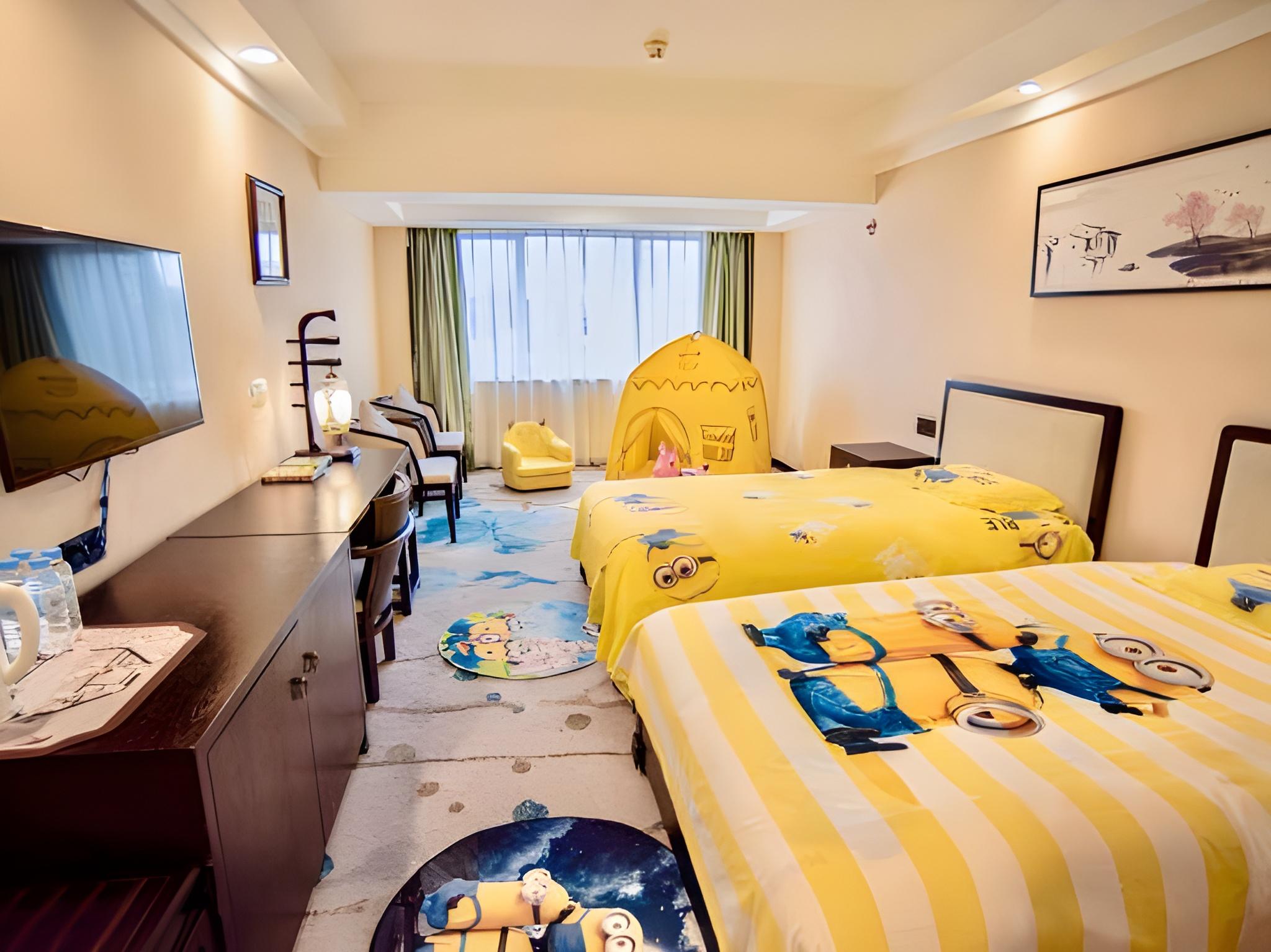 Kids, Family, Twin Beds, No Window