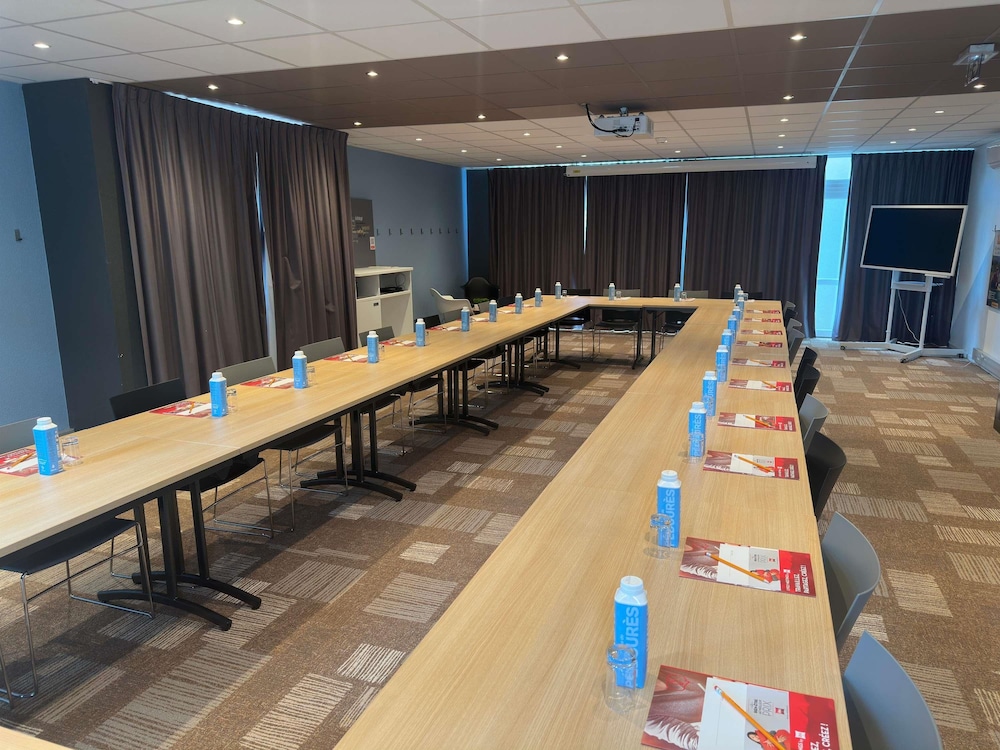 Ibis Cahors 40/50