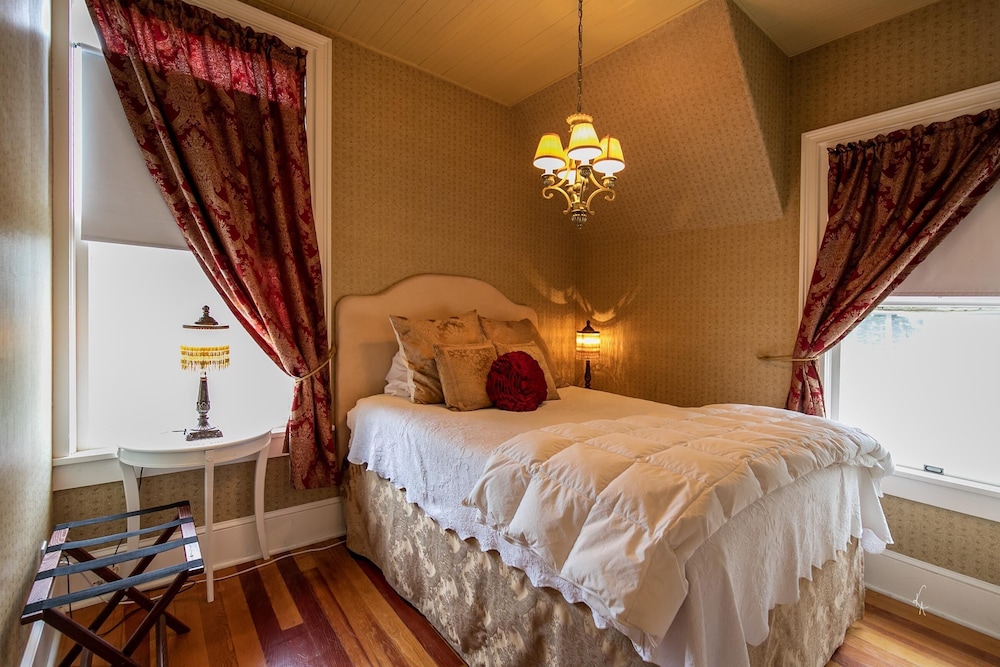McCloud River Inn 6/50