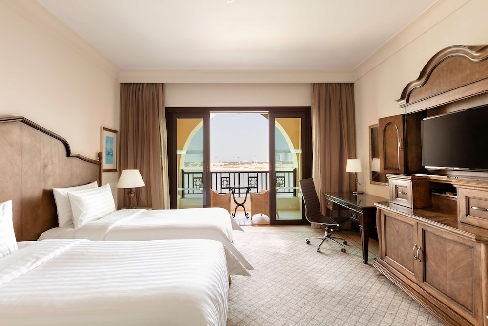 Shangri La Qaryat Al Beri 30/77